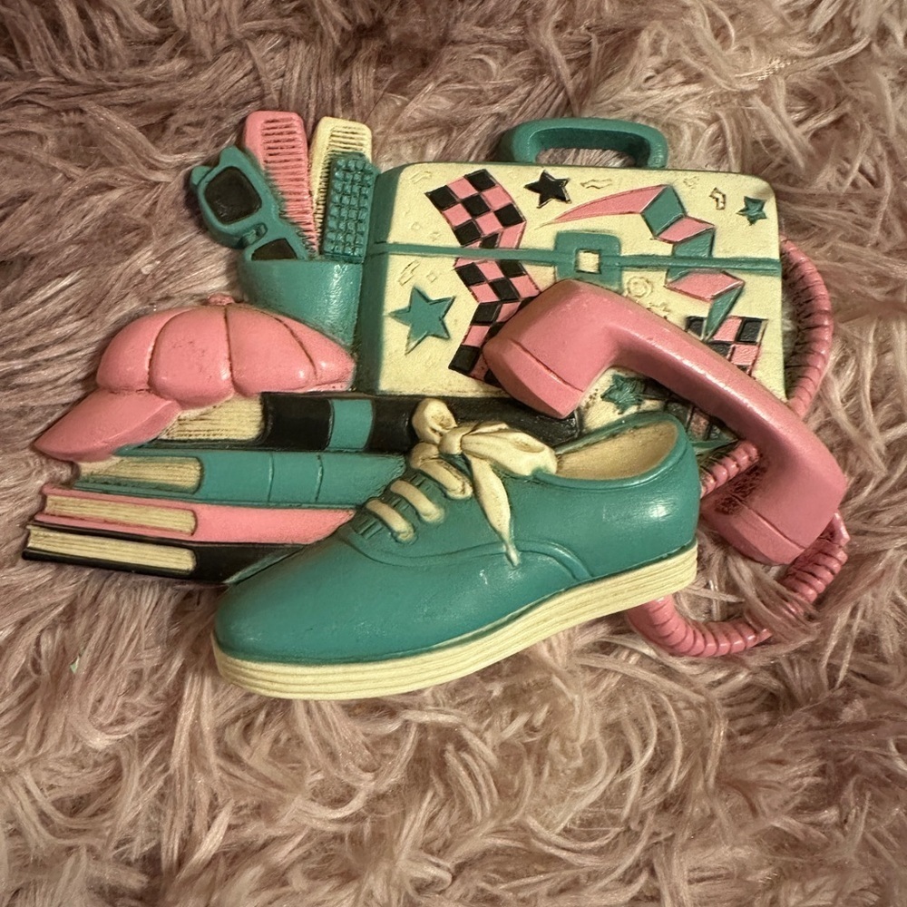 Burwood 1993 Wall Plaque Roller Skate Cassette Sneakers Phone Cheerleaders - Picture 2 of 12